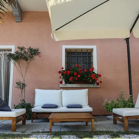 Tenuta Valtoppa Farm stay *